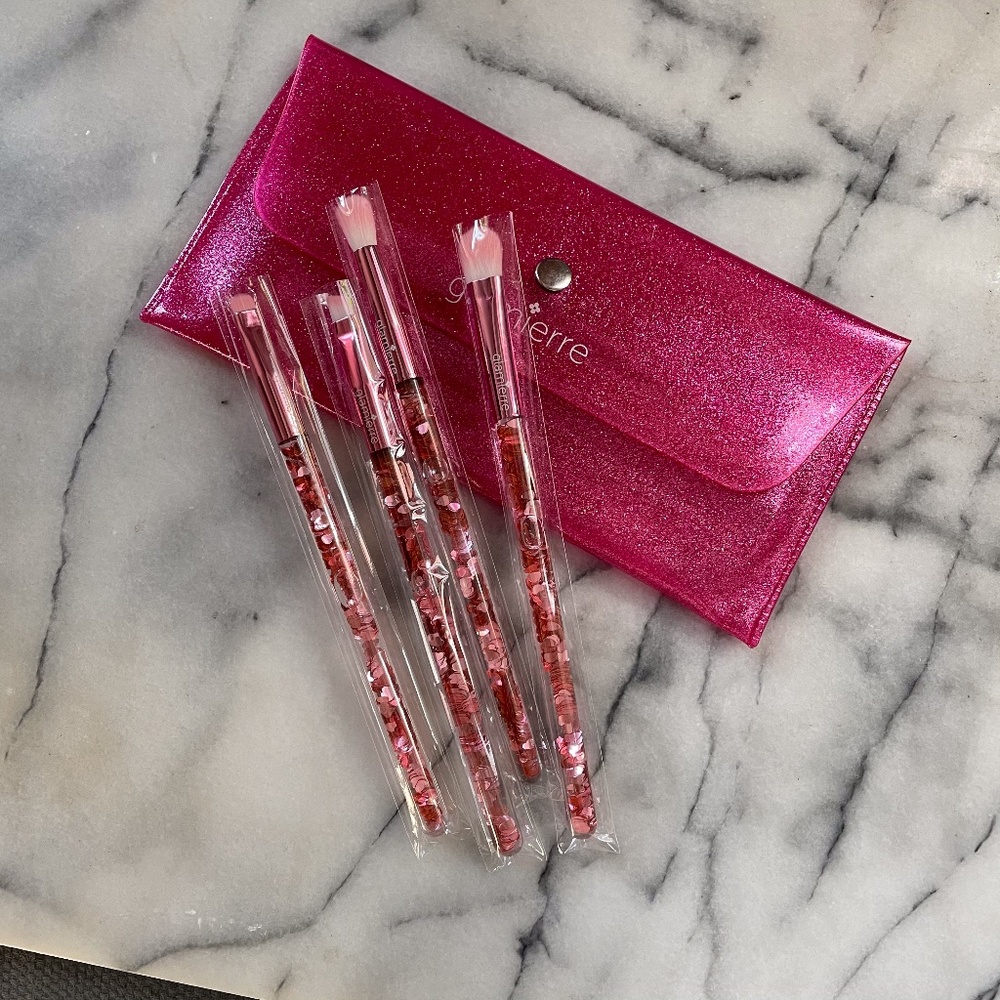 GLAMIERRE Pink Luxe Glitter Eye Brush Co